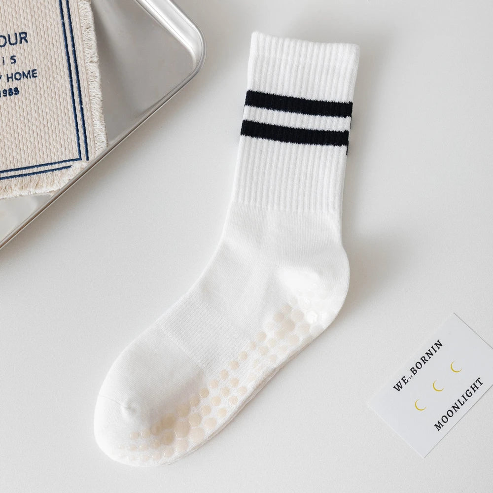 Non-Slip Pilates Grip Socks – Cotton Blend